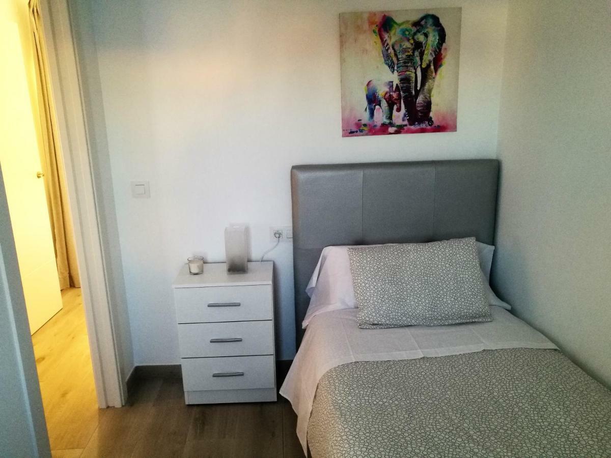 Piso Con Terraza Y Vistas Espectaculares Leilighet Carmona  Eksteriør bilde