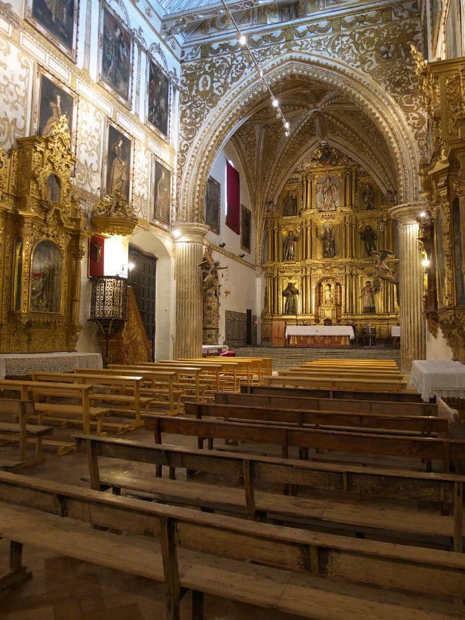 Piso Con Terraza Y Vistas Espectaculares Leilighet Carmona  Eksteriør bilde