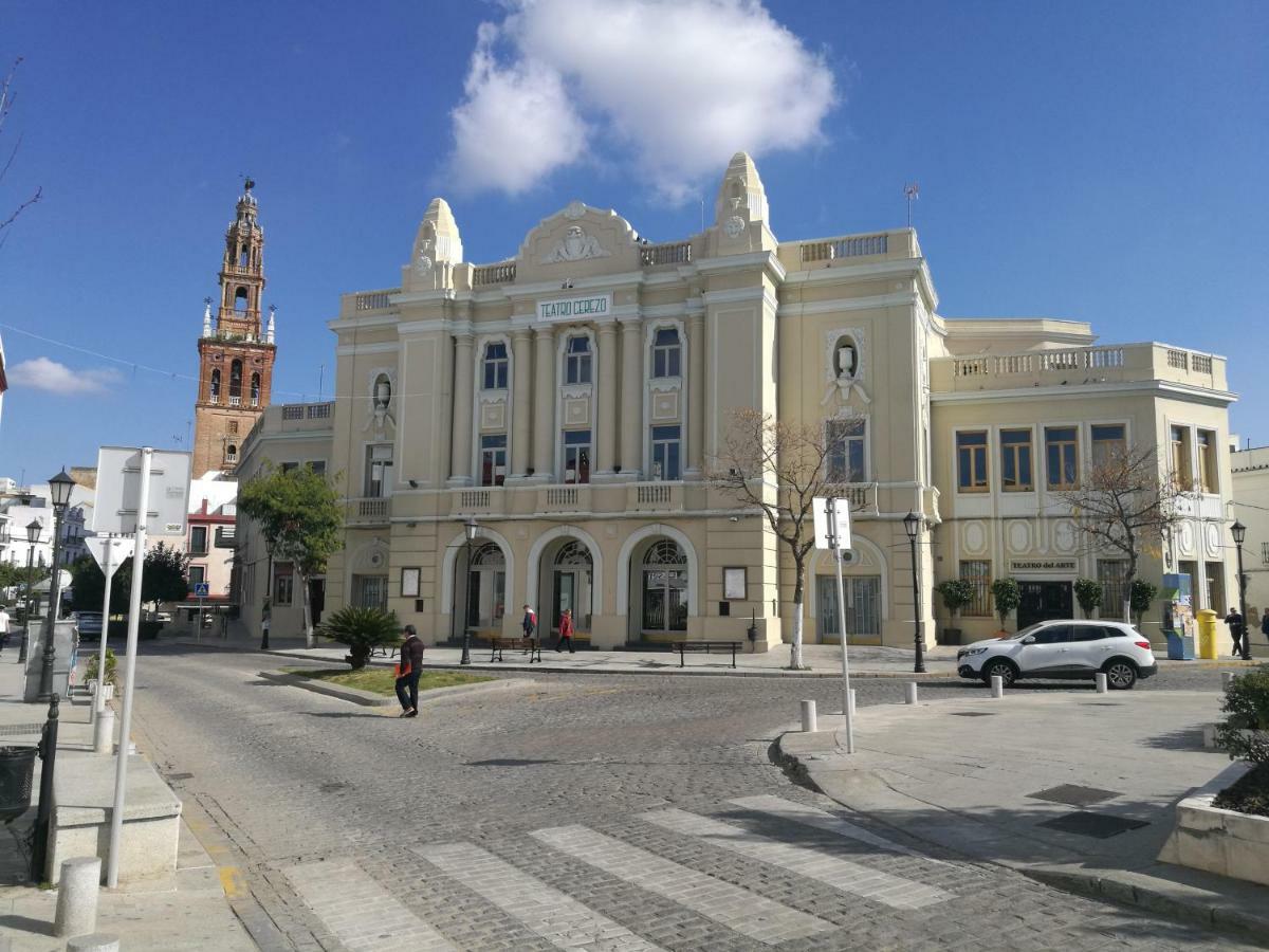 Piso Con Terraza Y Vistas Espectaculares Leilighet Carmona  Eksteriør bilde