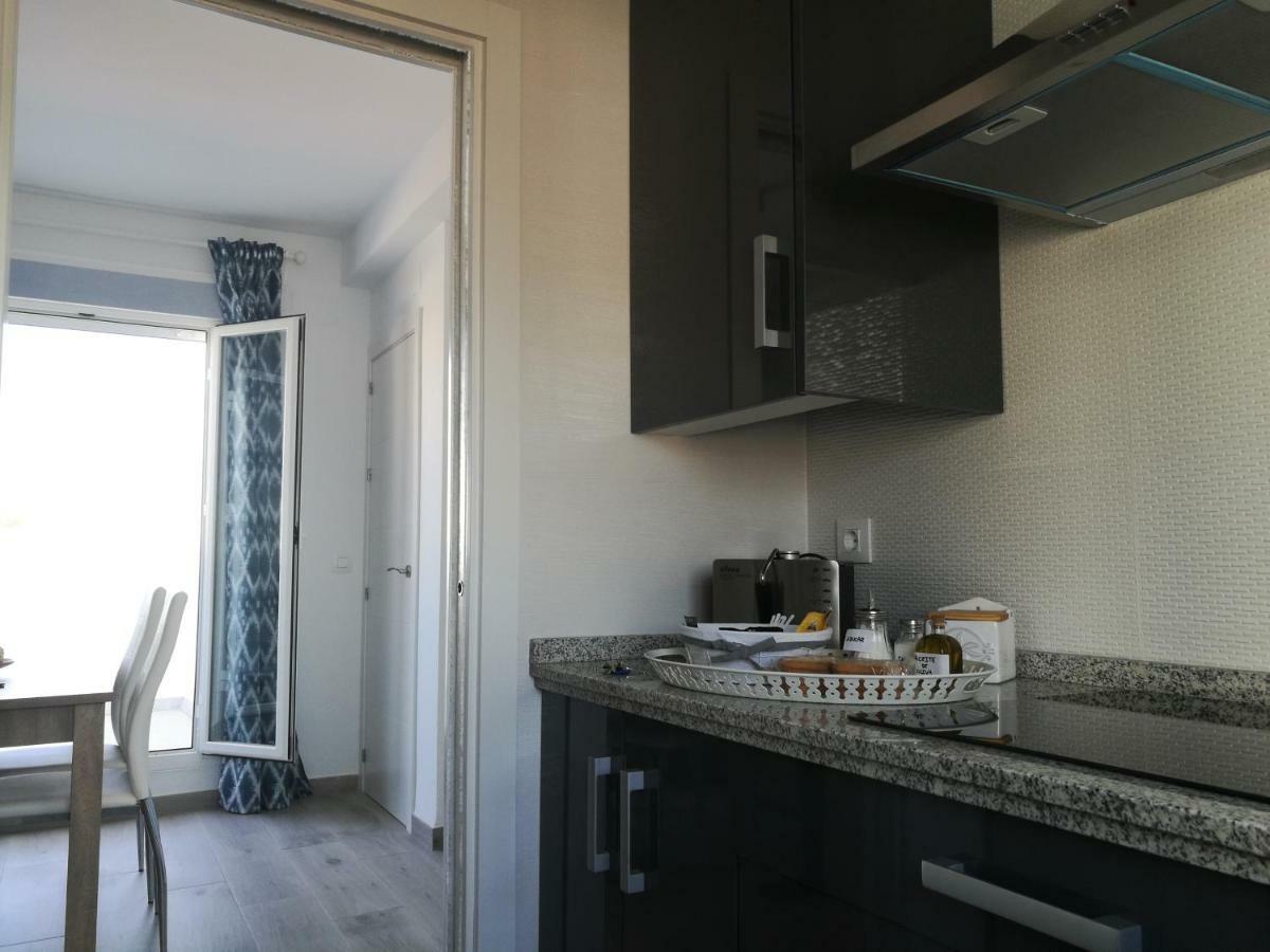 Piso Con Terraza Y Vistas Espectaculares Leilighet Carmona  Eksteriør bilde