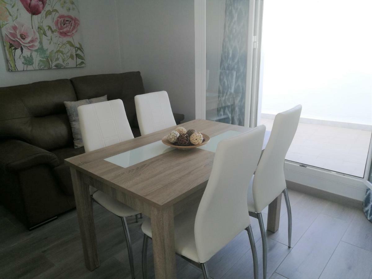 Piso Con Terraza Y Vistas Espectaculares Leilighet Carmona  Eksteriør bilde